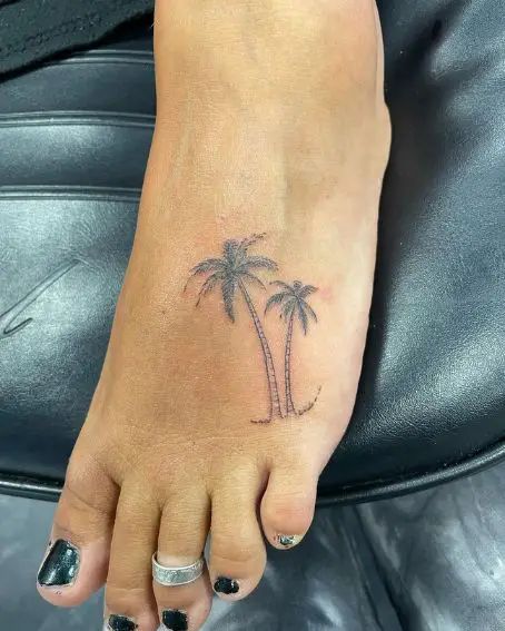 25 Palm Tree Tattoo Ideas for Women and Men Minimalist, Traditional, Forearm & Tropical Design Inspiration