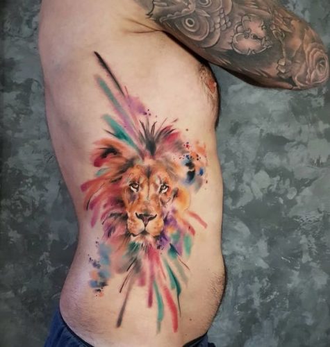 Expressive and Bold: 18 Lion Tattoo on Ribs