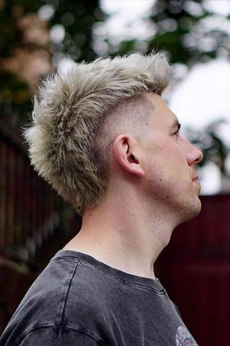 Discover the Top 20 Mohawk Fade Hairstyles for : Bold and Stylish Haircut Ideas for Men and Women