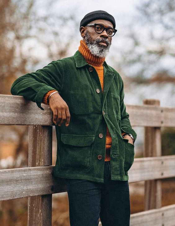 18 Stylish Green Fall Outfits for Men in Cozy Sweaters, Cool Jackets, and Trendy Looks