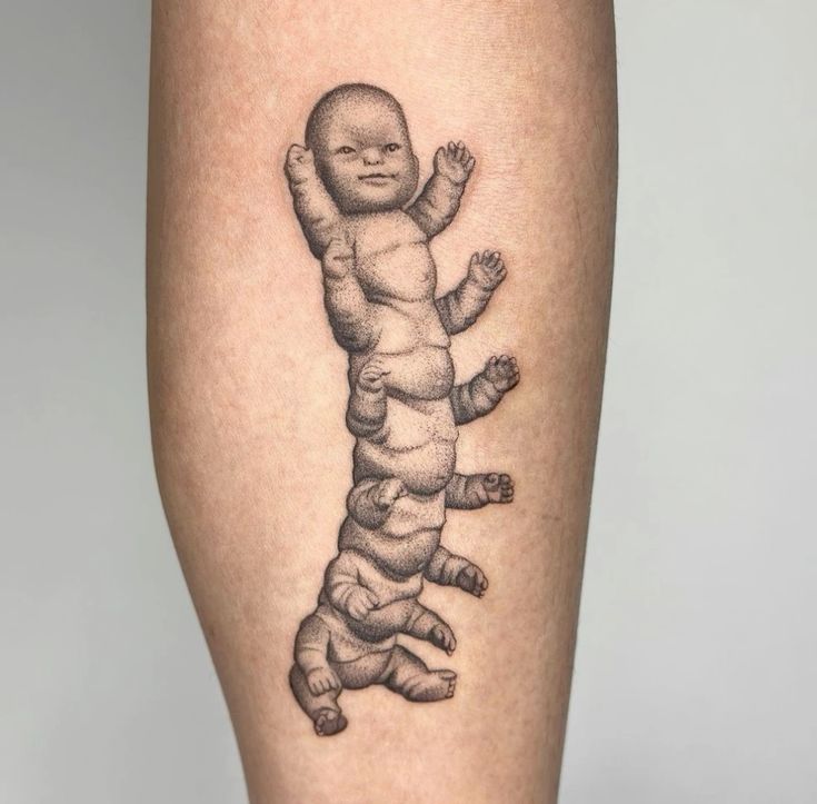 31 Centipede Tattoo Ideas : Blackwork, Traditional, Tokyo Ghoul, Spider Lily, Skull, Giant Back