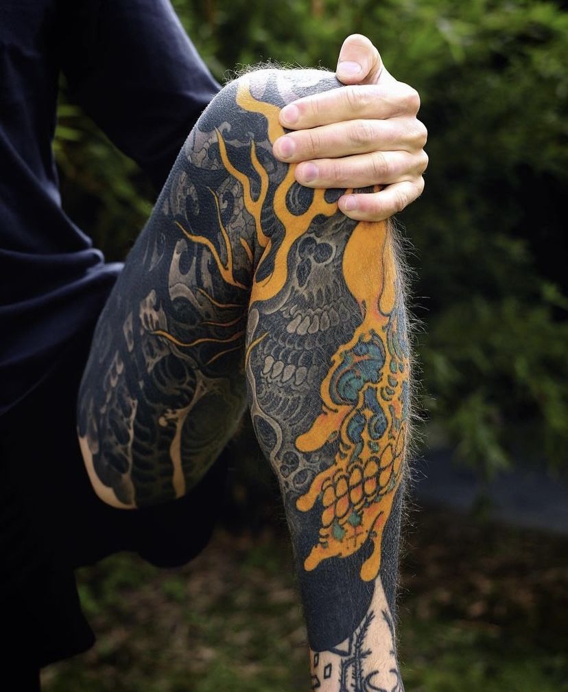 27 Mens Thigh Tattoo Ideas: how to choose art that actually suits your life