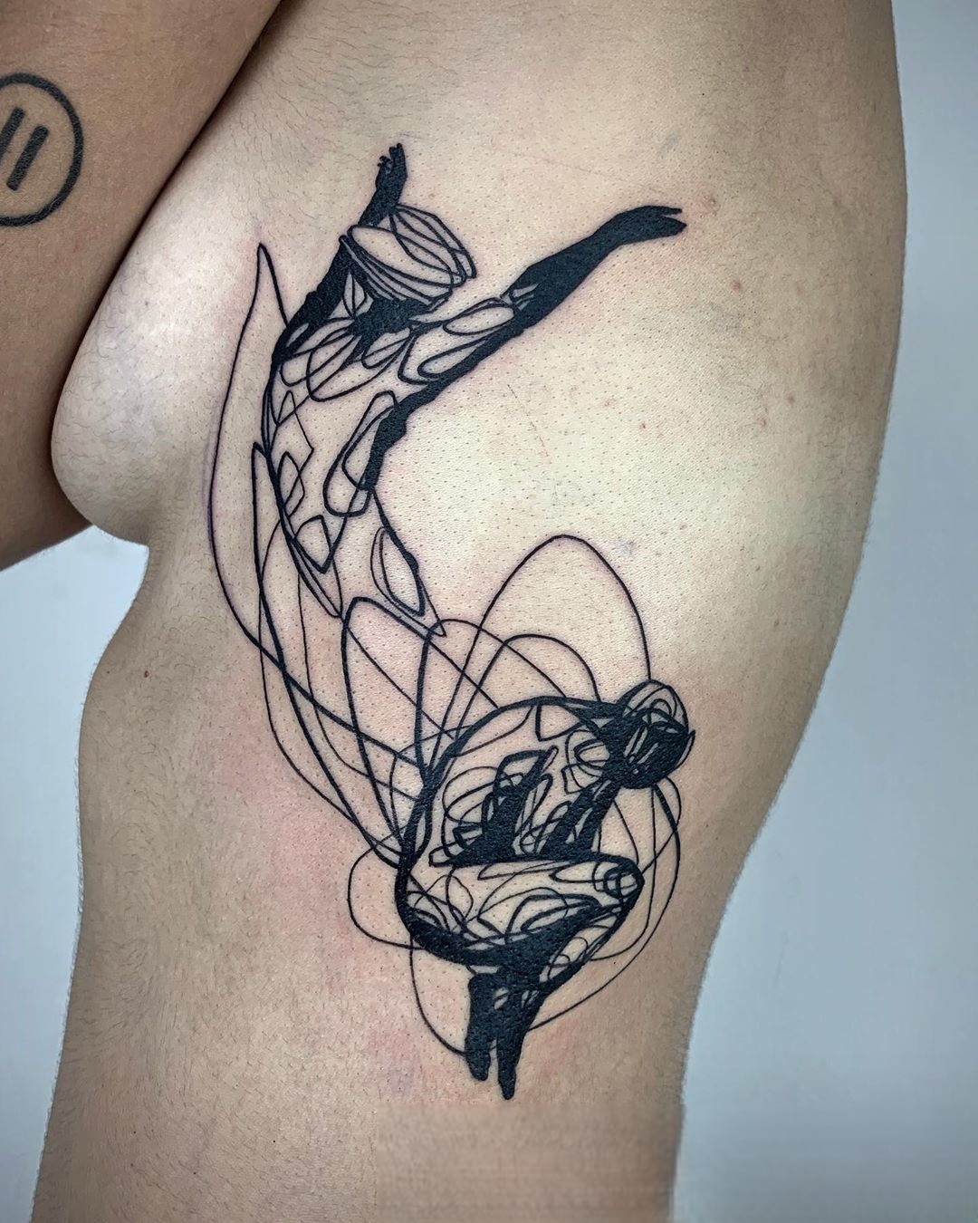 Abstract Tattoo Ideas : 30 Unique Designs, Fineline, Geometric & Black Work Designs