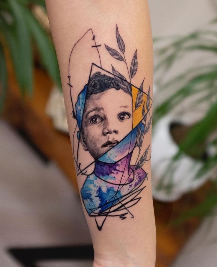 20 Ideas for Portrait Tattoos for Women in : Stunning Designs for Face, Back, and Shoulder