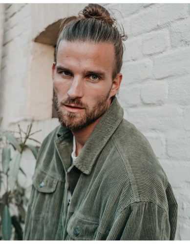 Trendsetting  Guide: 17 Men s Long Haircuts with Striking Style &#8211; Cuts for Every Face