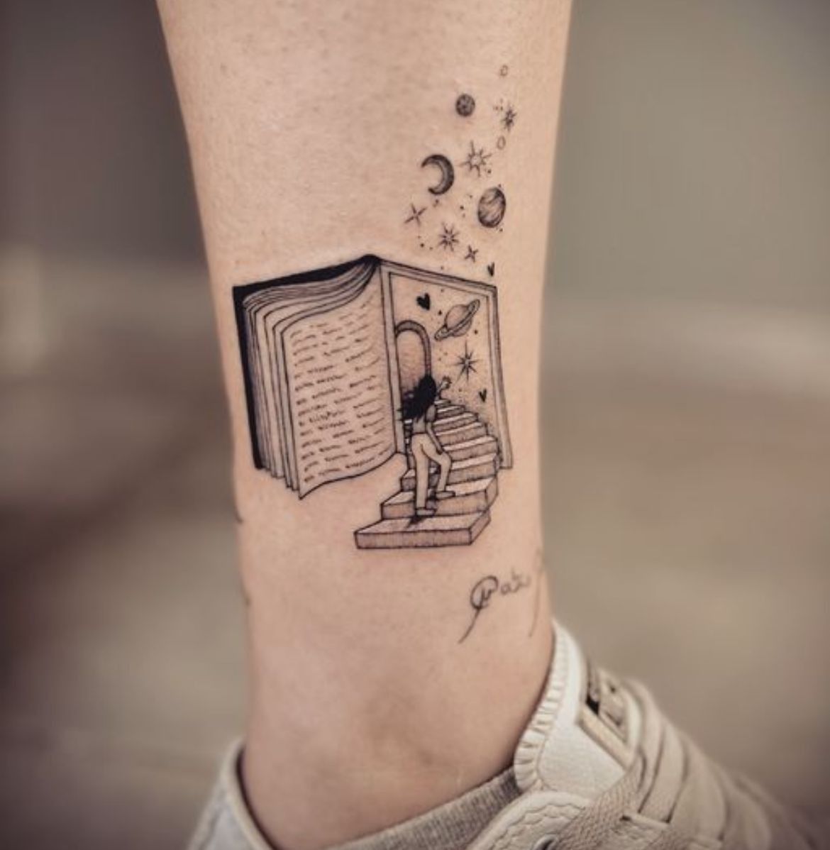 30 Book Tattoo Ideas: From Tiny Linework to Fantasy-Fueled Sleeves