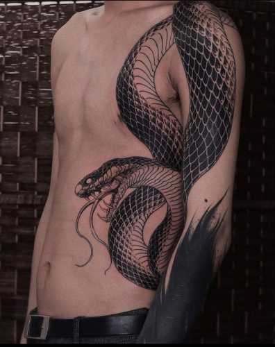 30 Exploring the World of Snake Tattoo Art