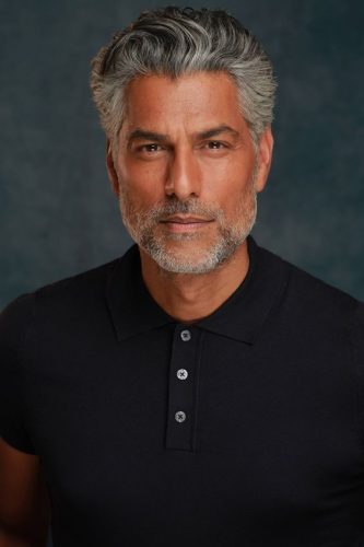 ’s Definitive 18 Guide to Grey Beards for Men: Style Elegance at Any Age