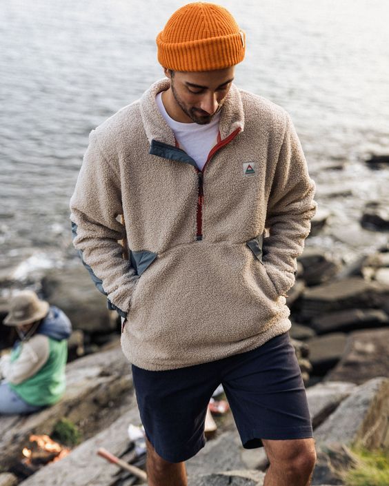 19 Ideas for Men’s Hoodie Outfits in : Streetwear, Casual, and Stylish Looks