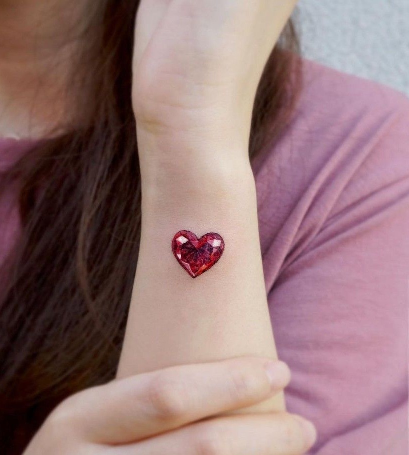 30 Diamond Tattoo Ideas for Men and Women With Meaningful Designs