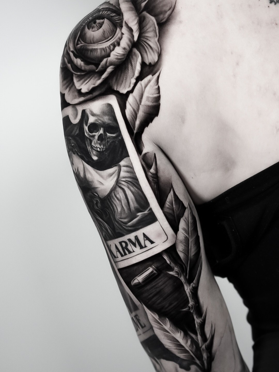 28 Full Sleeve Tattoo Ideas for Women & Men Japanese, Fine Line & Colorful Design Inspiration