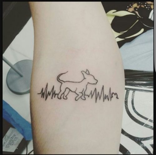 18 Minimalist Dog Tattoo Ideas