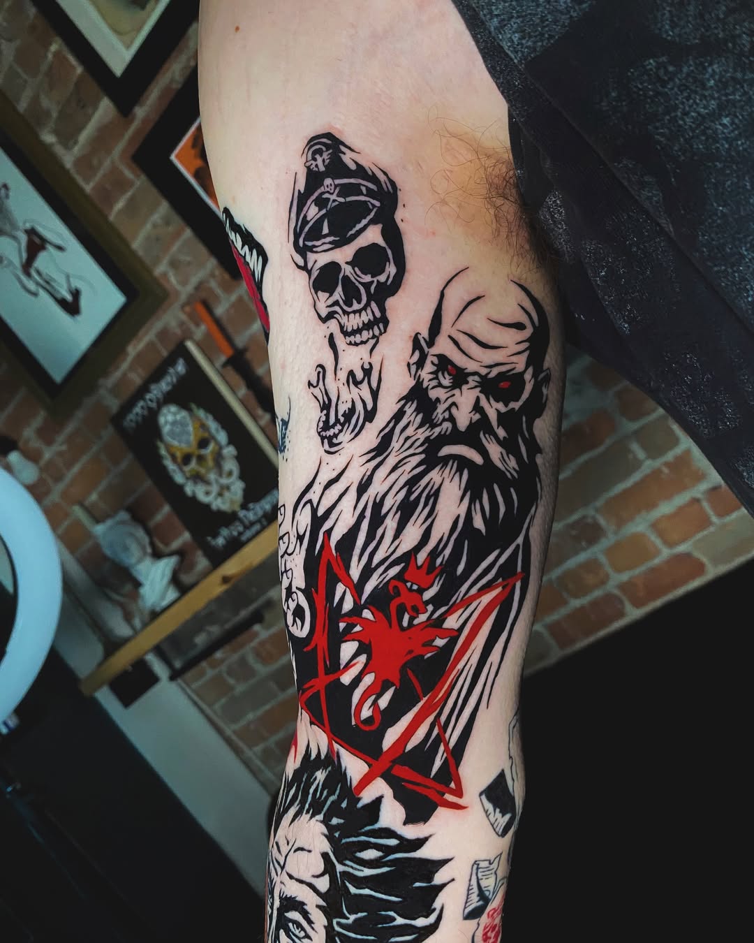 26 Iner Bicep Tattoo Ideas for Men and Ladies – Scheme from Top level Line, Authentication