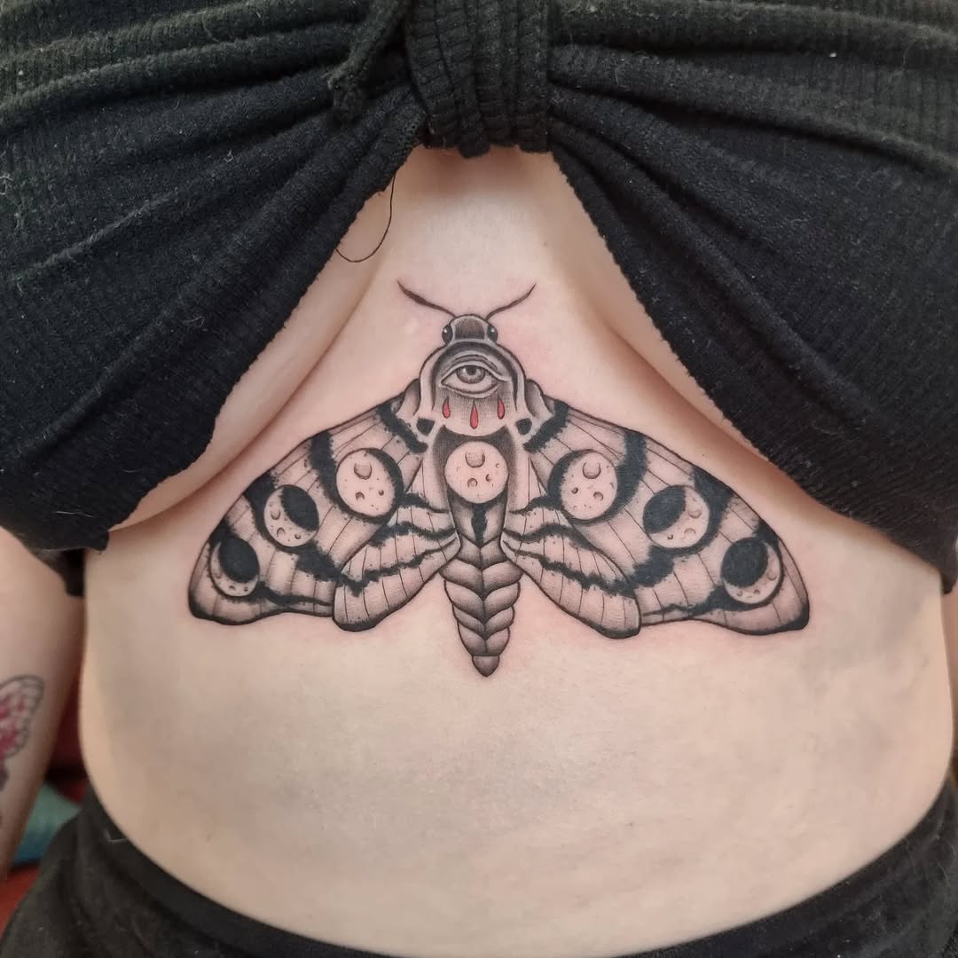 28 Moon Phases Tattoo Ideas Full of Symbolism and Style