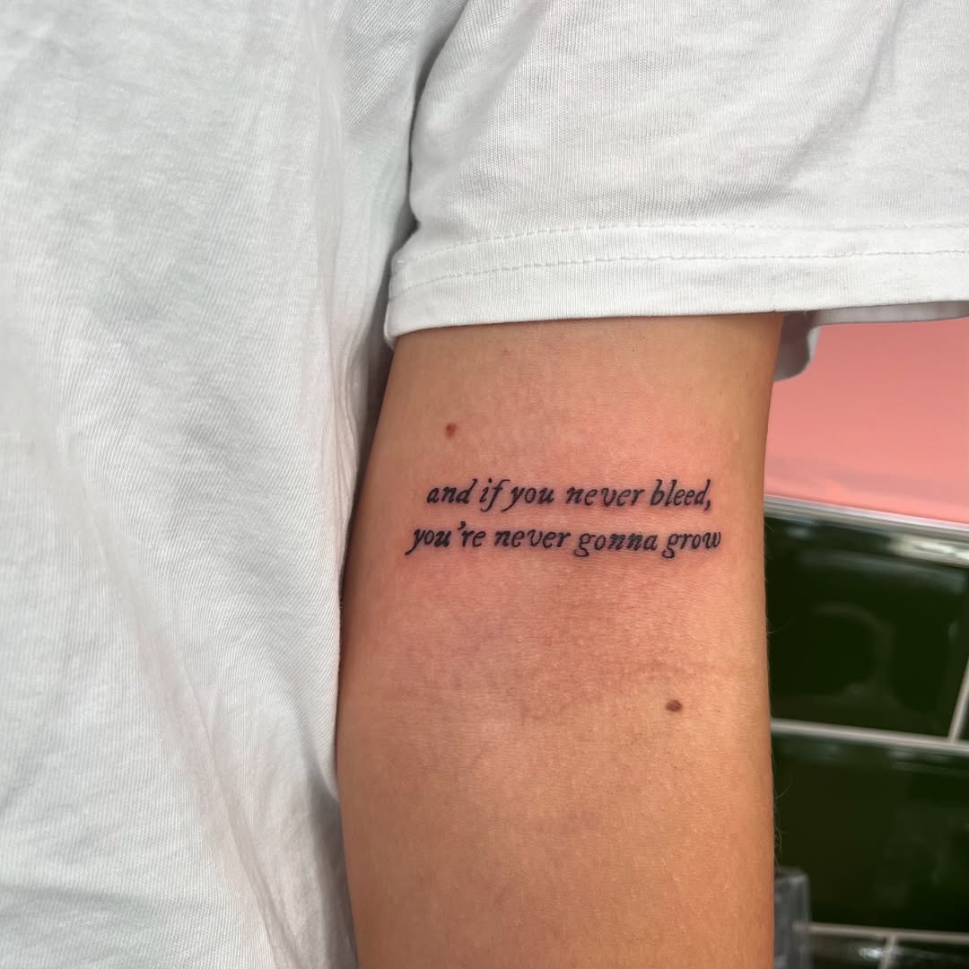 26 Taylor Swift Tattoo Ideas : Lyrics, Fine Line, Matching &#038; More for Swifties