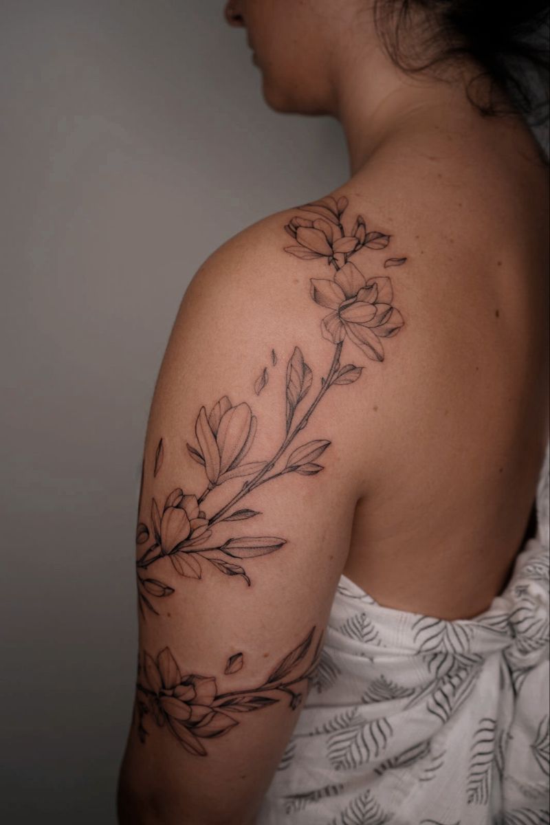 31 Magnolia Tattoo Ideas: Elegant Florals With Personality