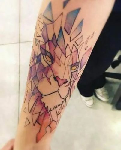 19 Cover Up with a Lion Tattoo: Transform and Renew