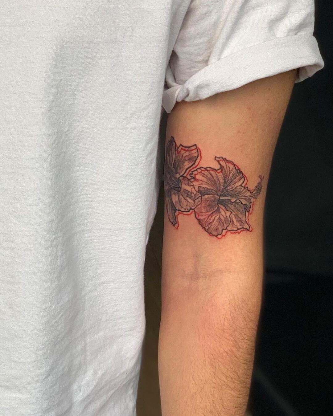 Hibiscus 27 Tattoo Ideas with Sleeve, Shoulder, Arm, Thigh &#038; Back Designs