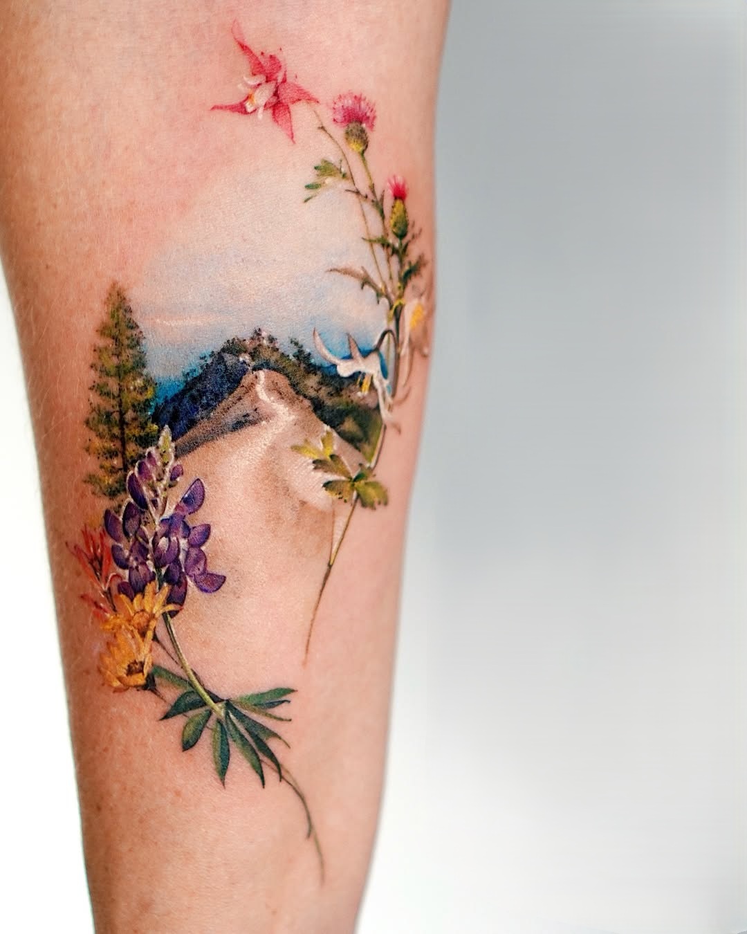 29 Wildflower Tattoo Ideas: Dainty Fine Line, Arm Sleeves, Ankle Wraps, Minimalist Shoulder Designs