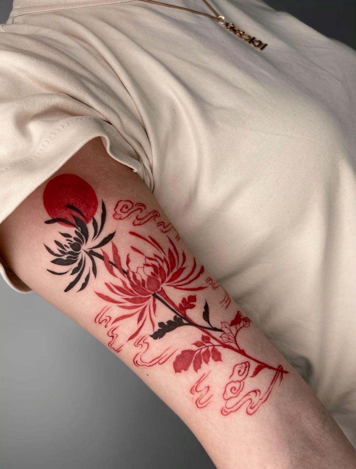 Abstract Tattoo Ideas : 30 Unique Designs, Fineline, Geometric & Black Work Designs