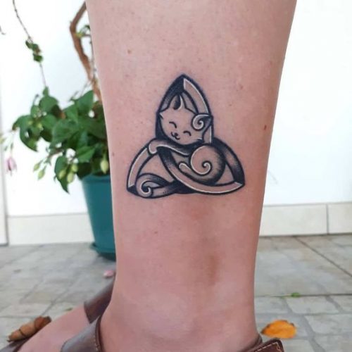 16 Cat Tattoo Ideas with Meaning