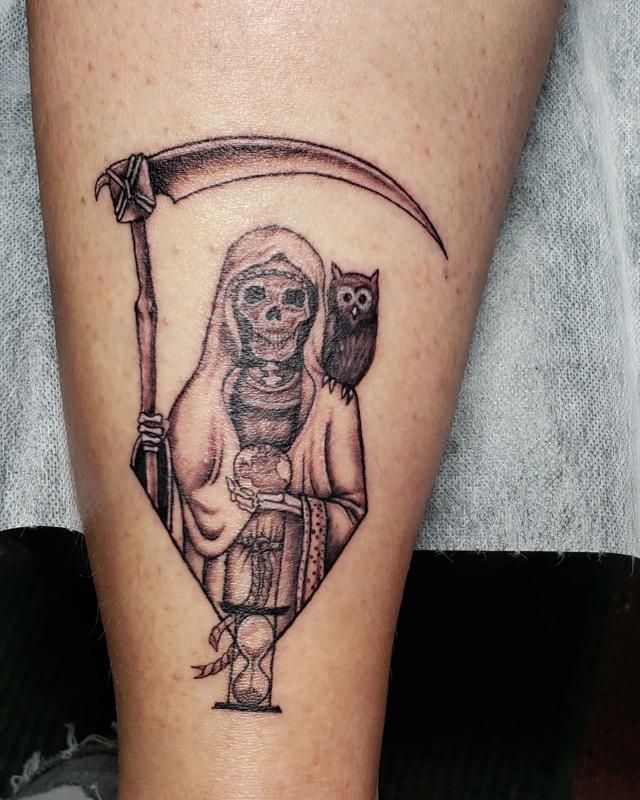 19 Ideas for Santa Muerte Tattoos: A Deep Dive into Symbolism and Style