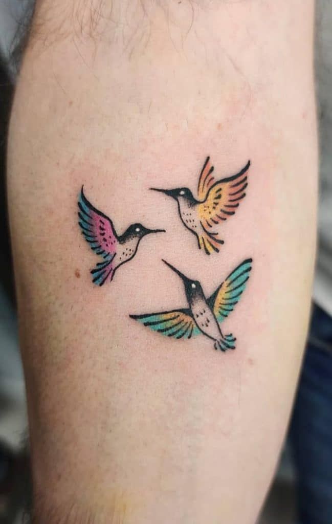 27 Stunning Hummingbird Tattoo Ideas for : Realistic, Minimalist, Geometric & Colorful Designs