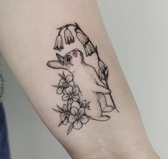 32 Rabbit Tattoo Ideas: from whisper-fine bunnies to mythic hares
