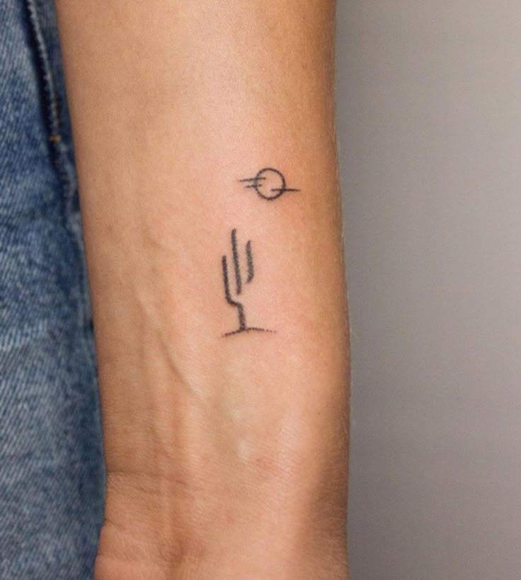25 Cactus Tattoo Ideas : Creative, Minimalist, Traditional, and Realistic Designs for Women and Men