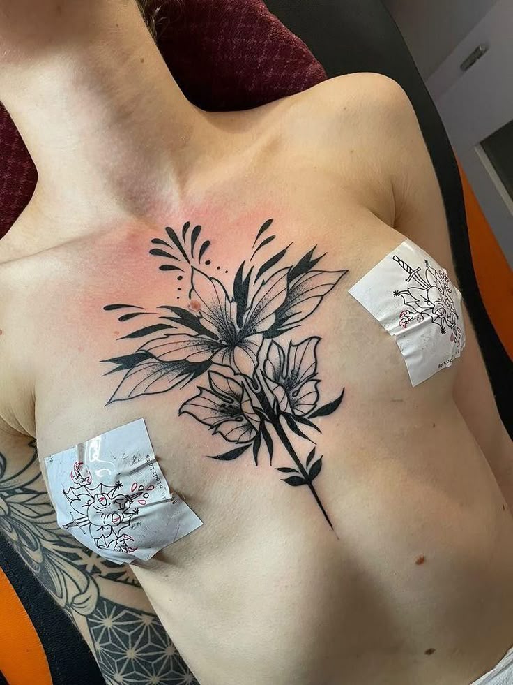 29 Ideas Sternum Tattoo : A Guide to Bold, Feminine & Unique Designs