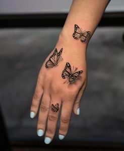 Hand Tattoos for Women 19 ideas