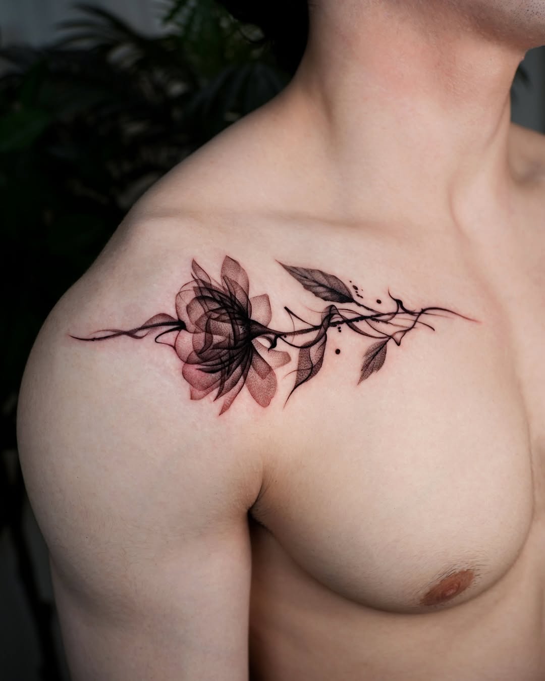 27 Collarbone Tattoo Ideas With Minimalist, Floral, Color, and Fine Line Designs