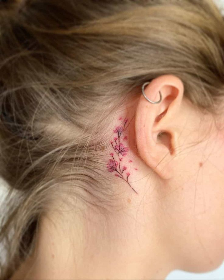 24 Ideas for Behind-the-Ear Tattoos: Creative and Inspiring Designs for Every Style