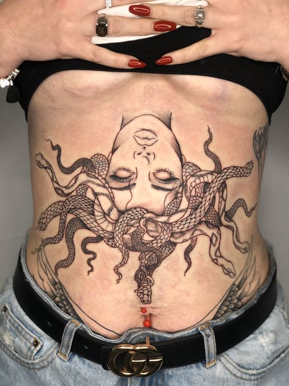 22 Ideas for Lower Stomach Tattoos: Stunning Designs and Unique Personal Statements