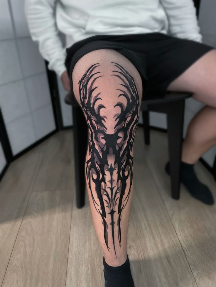 30 Blackwork Tattoo Ideas for Men & Women Bold Sleeve, Flash, Coverup & Arm Design