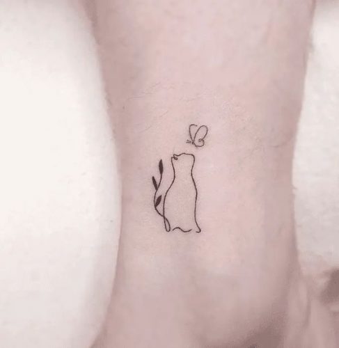 23 Minimalist Cat Tattoo Ideas