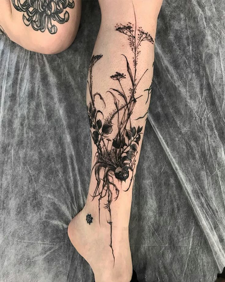 30 Blackwork Tattoo Ideas for Men & Women Bold Sleeve, Flash, Coverup & Arm Design