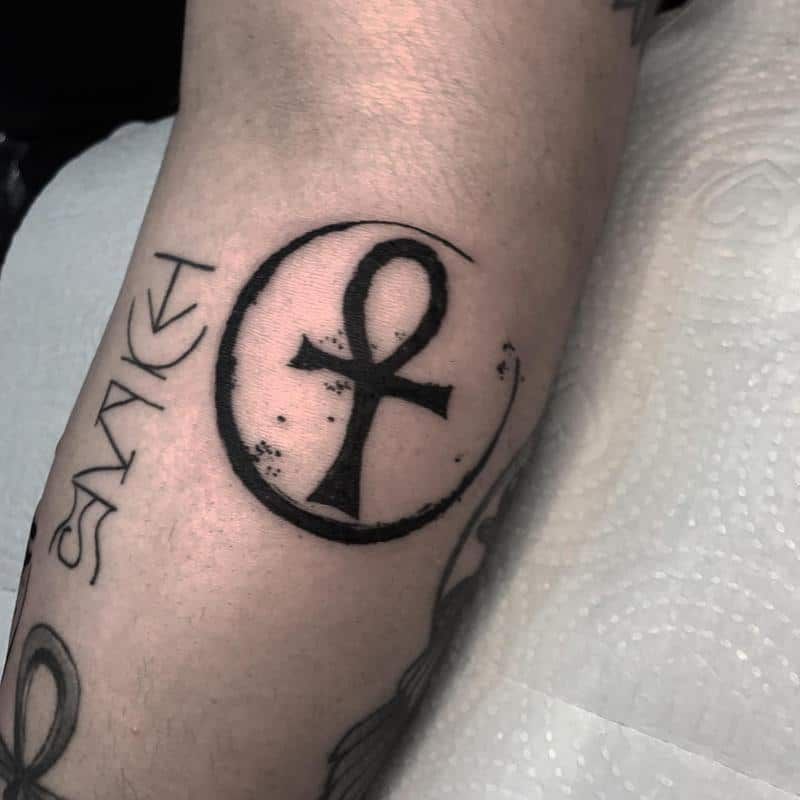 27 Ankh Tattoo Ideas with Eye of Horus, Spine, Chest, Minimalist Symbolic Ink