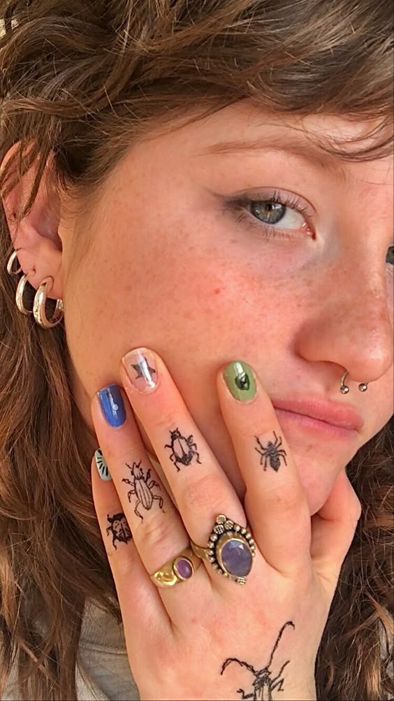 25 Unique Finger Tattoo Ideas to Inspire Your Next Design