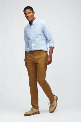 Stylish Men&#8217;s Sneakers and Khaki Combos : 17 Trendsetting Outfits to Elevate Your Look