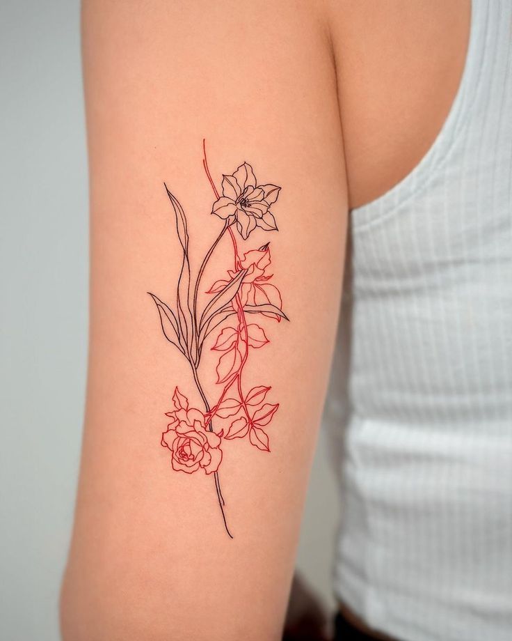 30 Daffodil Tattoo Ideas : Fine Line, Traditional with Name, Birth Flower &#038; Neotraditional Design
