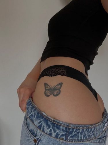 Stunning Butterfly Tattoo Thigh Designs for Women & Men – Ideas from Simple to Large