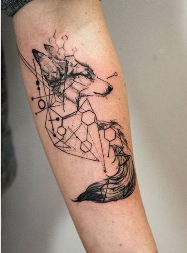Explore 20 Unique Geometric Animal Tattoos for – From Celestial Wolves to Vibrant Birds
