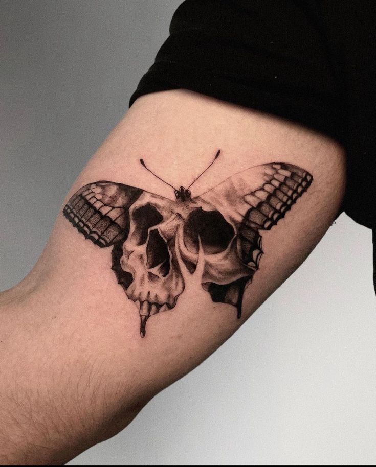 Explore 18 Realistic Skull Tattoos for Men & Women – Top Design Ideas & Stencil Art