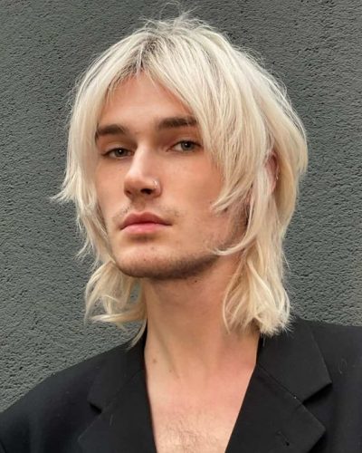 The Dynamic Appeal of 17 Layered Hairstyles for Men in