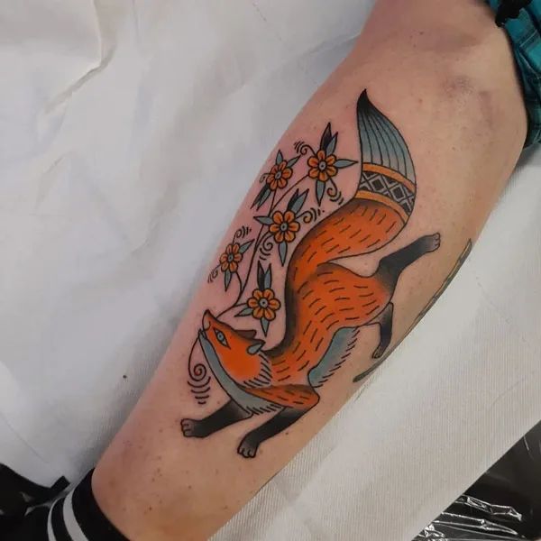 28 Fox Tattoo Ideas with Japanese Kitsune, Minimalist Sketches, Traditional Designs for Men and Women