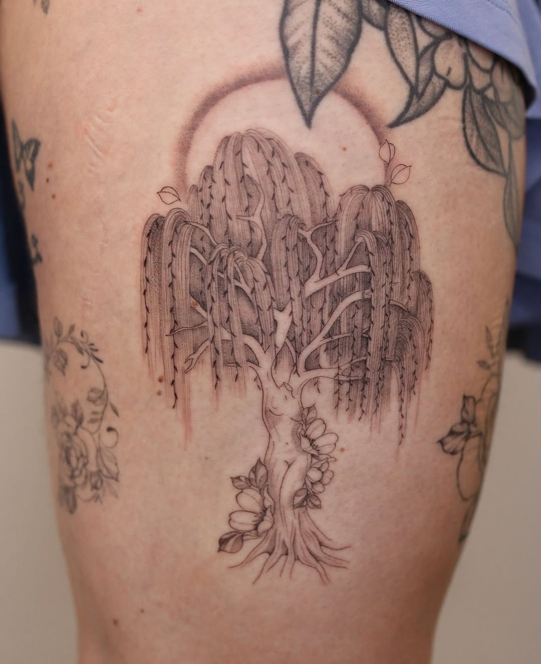 28 Willow Tree Tattoo Ideas: Graceful Designs Filled with Emotion, Meaning, and Quiet Strength