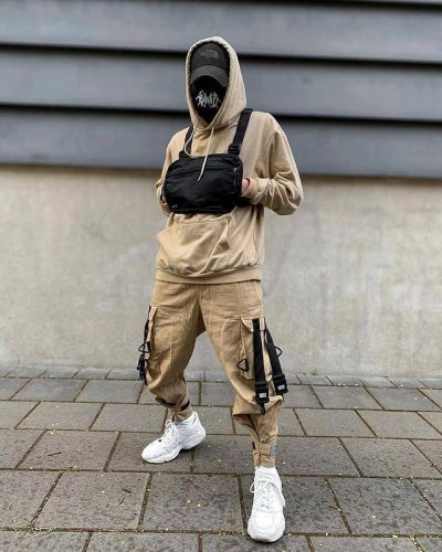 Explore 20 Techwear Styles for : Futuristic & Functional Men’s Urban Fashion