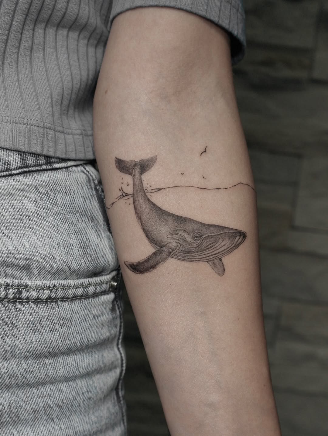 28 Ocean Tattoo Ideas for Men and Women: Minimalist Waves, Sleeve Underwater Designs