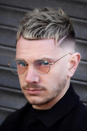 The Dynamic Appeal of 17 Layered Hairstyles for Men in
